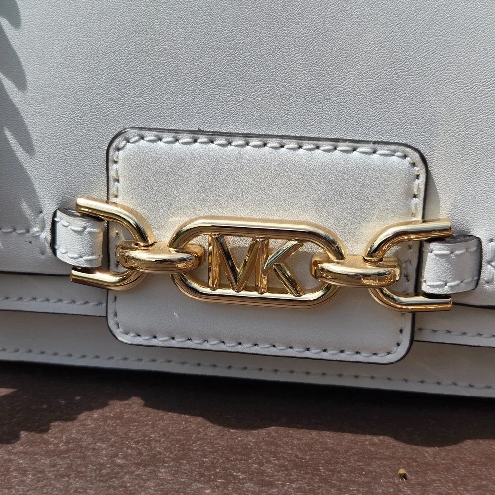 Michael Kors White Heather Logo Crossbody Bag Gold Chunky Chain Hardware - Picture 4 of 16